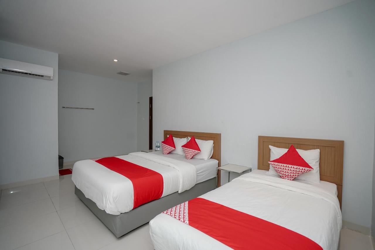 Oyo 616 Express Inn Palembang Eksteriør billede